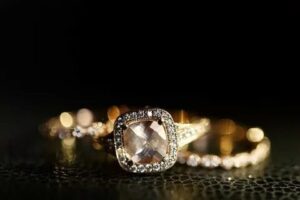 Hamra Jewelers