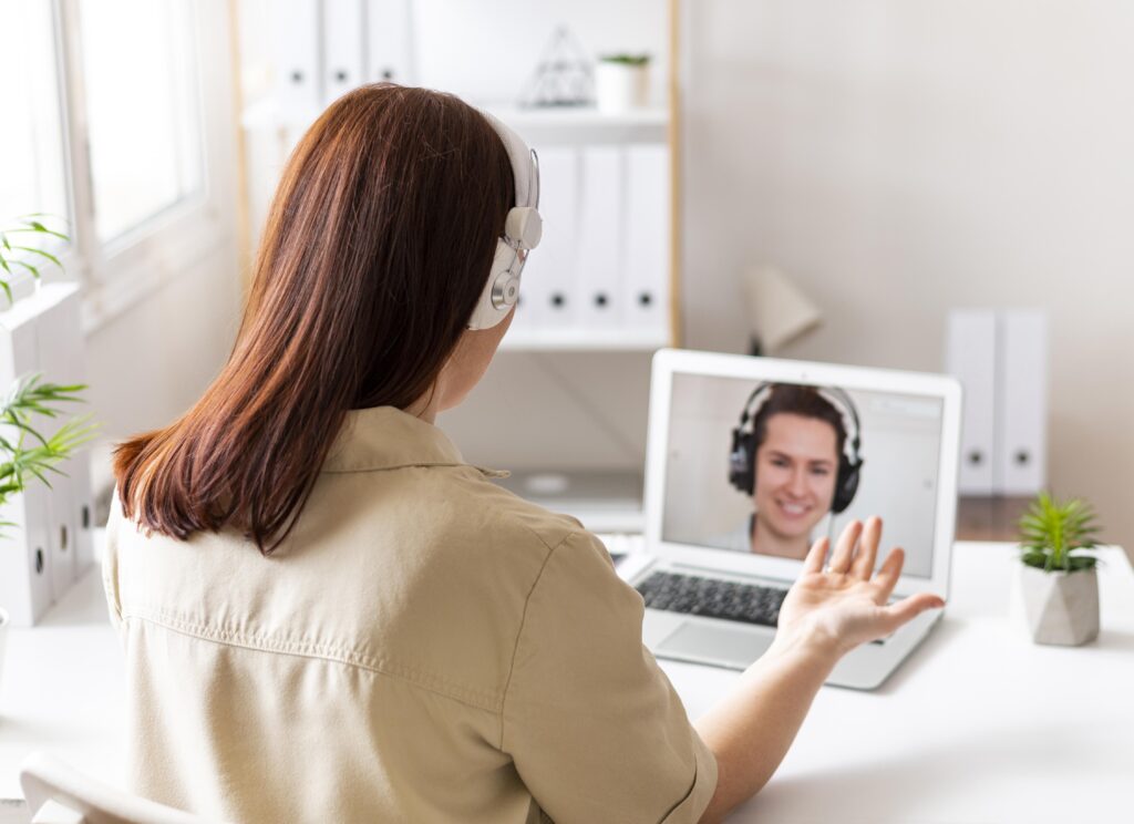 virtual assistants for mental health practice